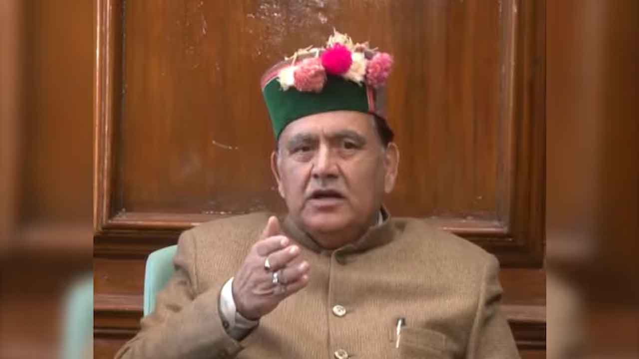 రాజీనామాలపై నెలాఖరులోగా నిర్ణయం