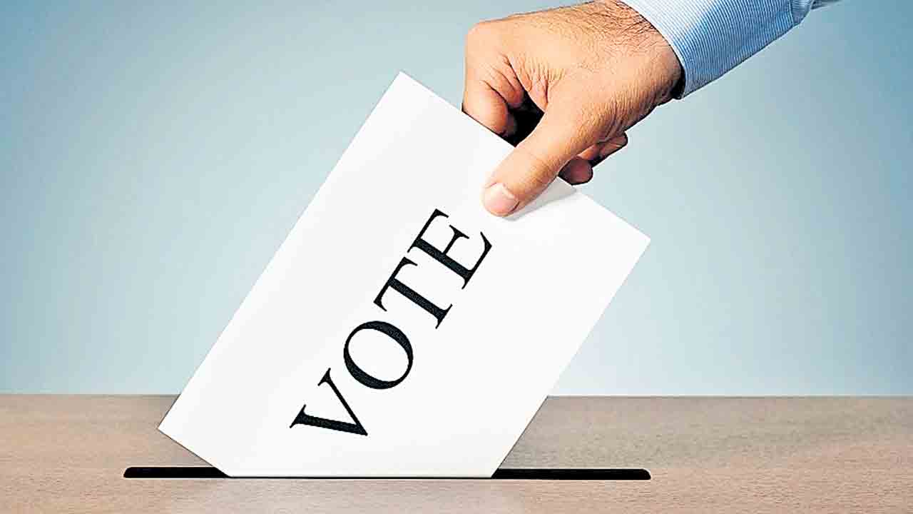 నేటి నుంచే.. హోం ఓటింగ్‌..
