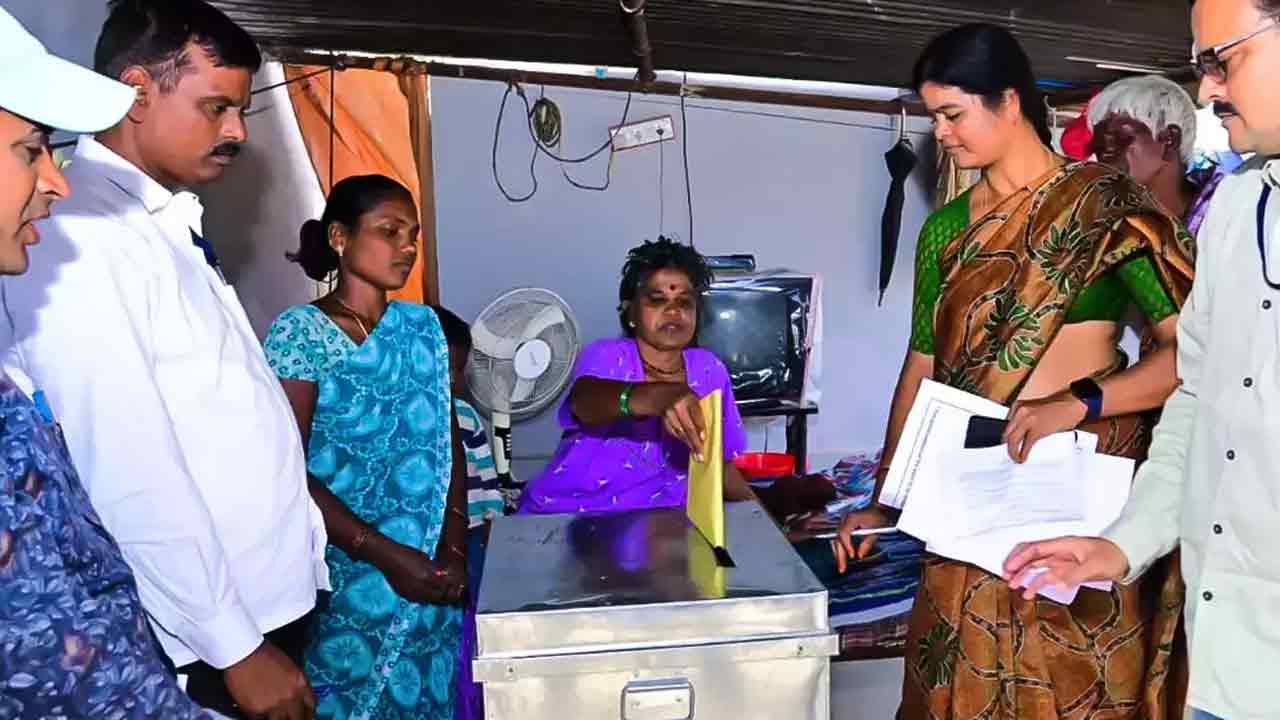 Home Voting | ఇంటి వద్దే ఓటింగ్‌ ప్రక్రియ షురూ!