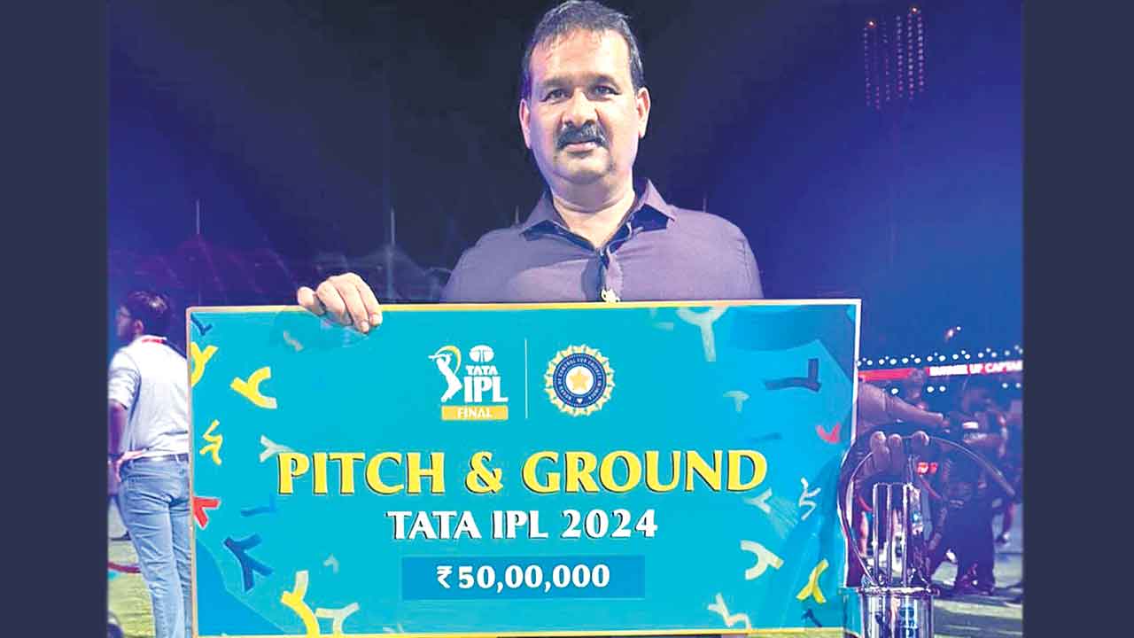 ఉప్పల్‌ స్టేడియంకు ఐపీఎల్‌ అవార్డు