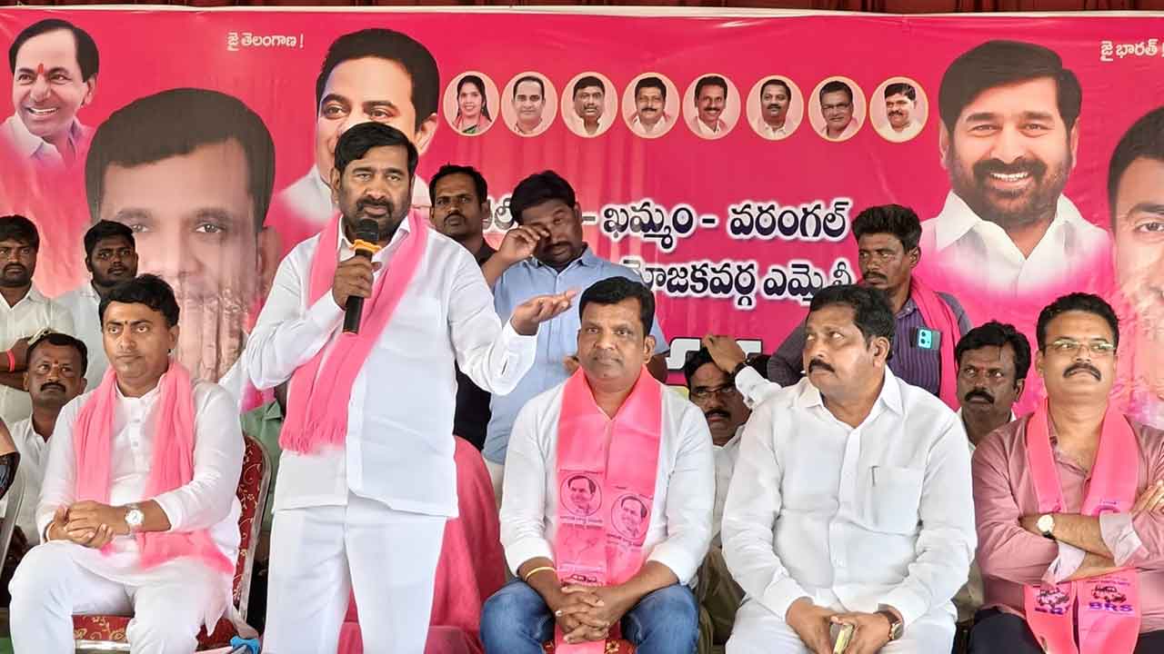 ప్రశ్నించే నాయకుడికి పట్టం కట్టాలి