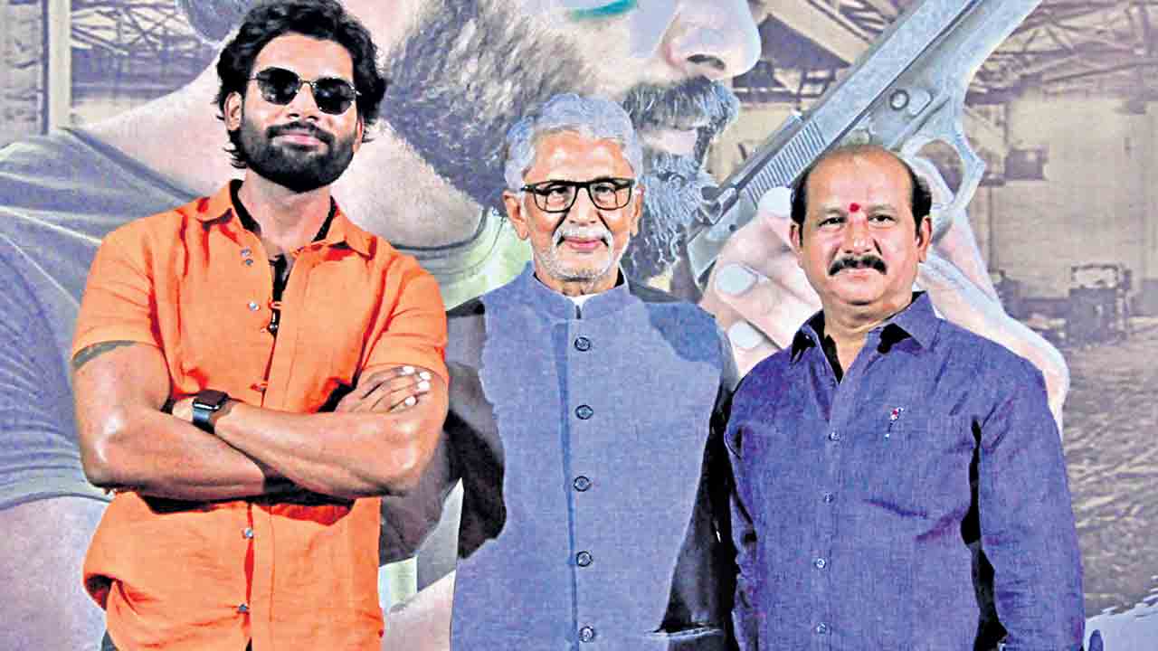 యువత రాజకీయాల్లోకి రావాలి
