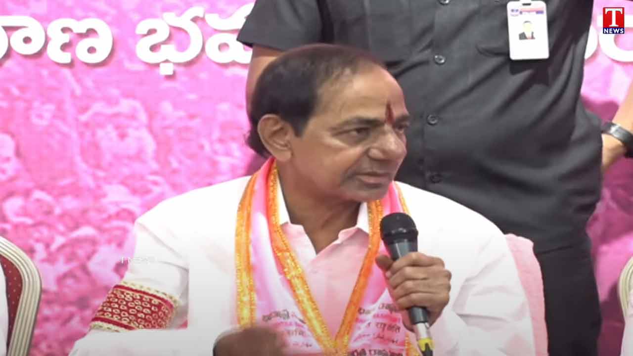 KCR | రాష్ట్ర ప్రభుత్వ అతి ప్రవర్తనతో మళ్లీ బిందెలు మోయాల్సి వస్తోంది : కేసీఆర్‌