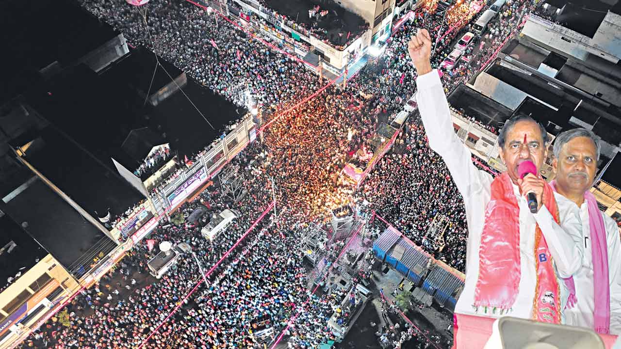 KCR | తెలంగాణ గొంతుకపై ఆంక్షల కత్తి.. కేసీఆర్‌ ప్రచారంపై 48 గంటల నిషేధం