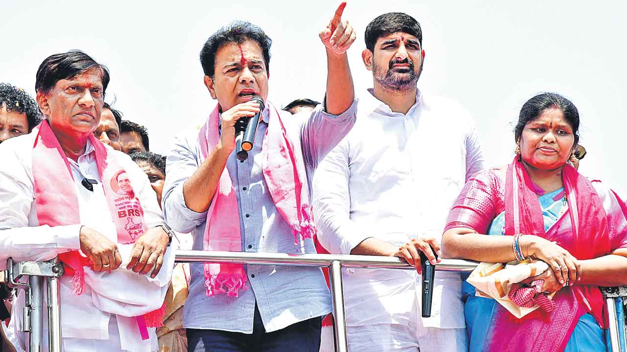 KTR | మెజార్టీ సీట్లిస్తే ఢిల్లీ మెడలు వంచుతం: కేటీఆర్‌