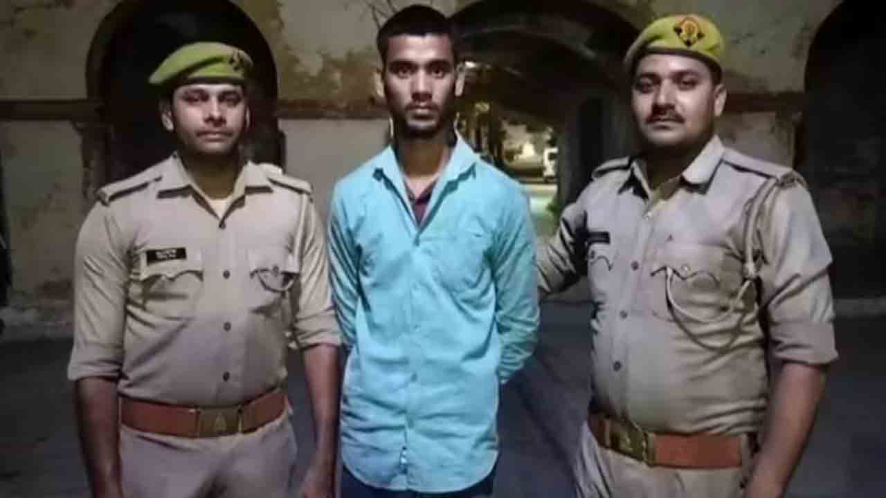 Youth beats woman | ఇన్‌స్టాగ్రామ్‌లో మహిళతో స్నేహం.. 45 ఏళ్లుగా తెలుసుకుని ఆమెను కొట్టిన   యువకుడు