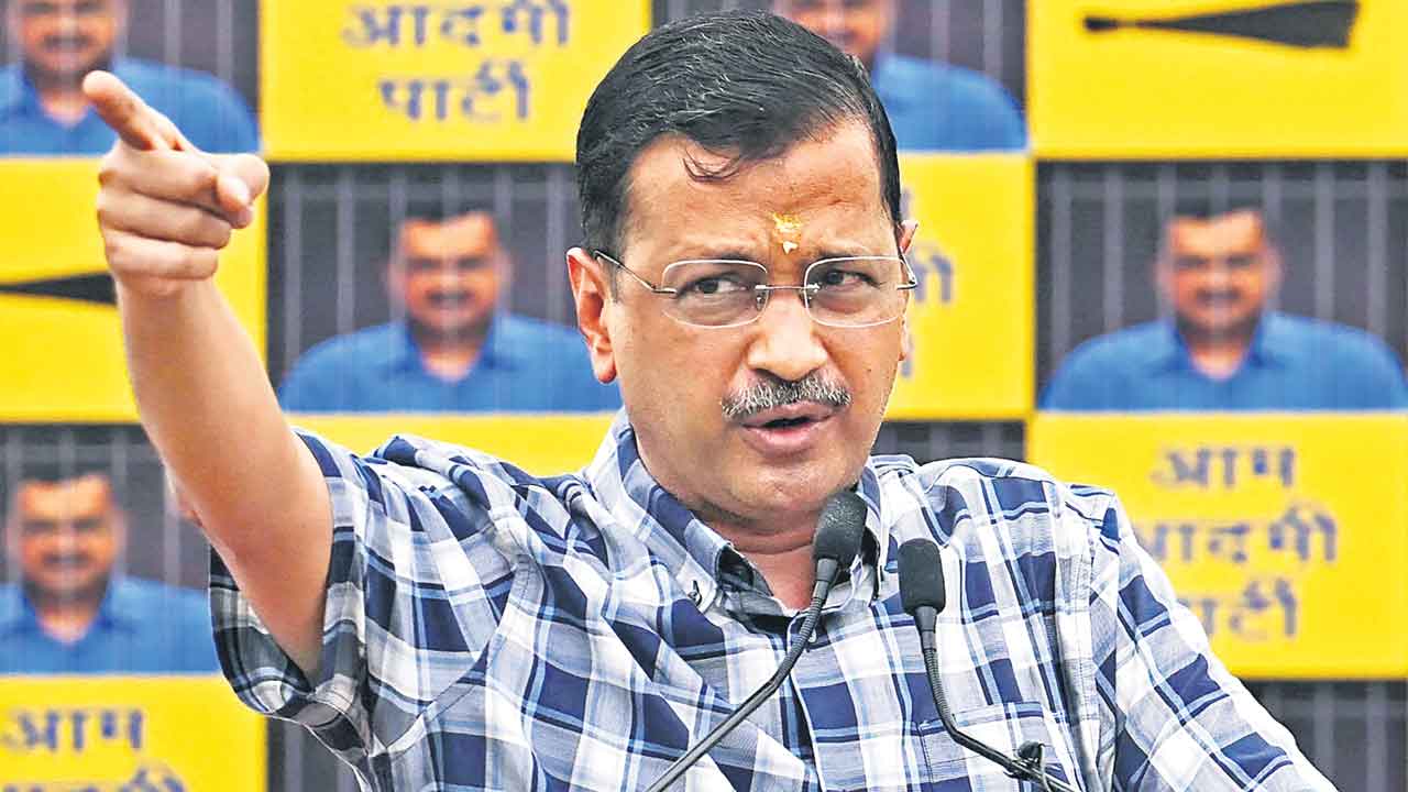 CM Arvind Kejriwal | రెండు నెలల్లో యోగి అవుట్‌.. మోదీ గెలిస్తే ఆయన రాజకీయ జీవితాన్ని అంతం చేస్తారు: కేజ్రీవాల్‌