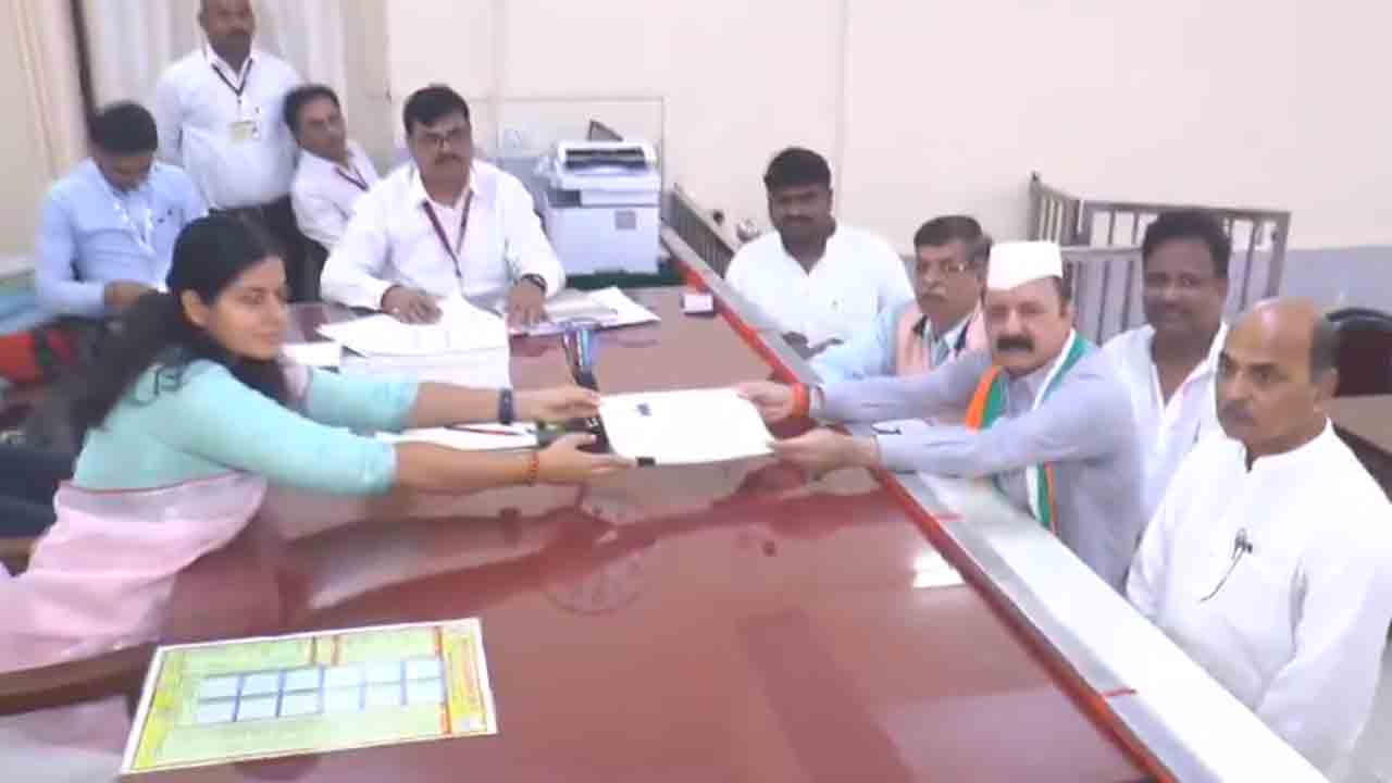 Amethi | అమేథి లోక్‌సభ స్థానానికి నామినేషన్‌ వేసిన కిశోరీ లాల్‌ శర్మ