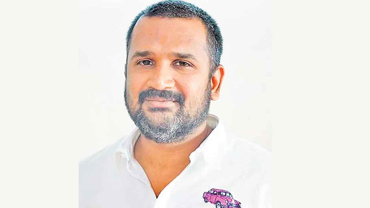 తప్పుడు కేసులో తప్పు మీద తప్పు