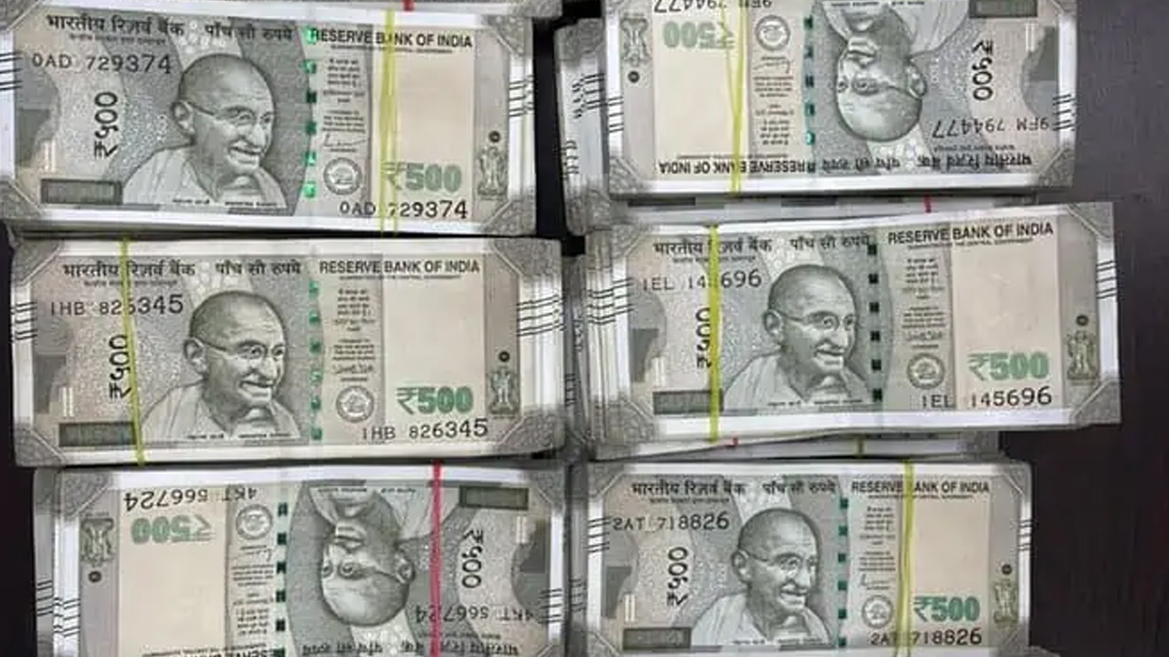 Hyderabad | కూకట్‌పల్లిలో రూ.53.5 లక్షలు సీజ్‌.. బైకర్‌ అరెస్ట్‌