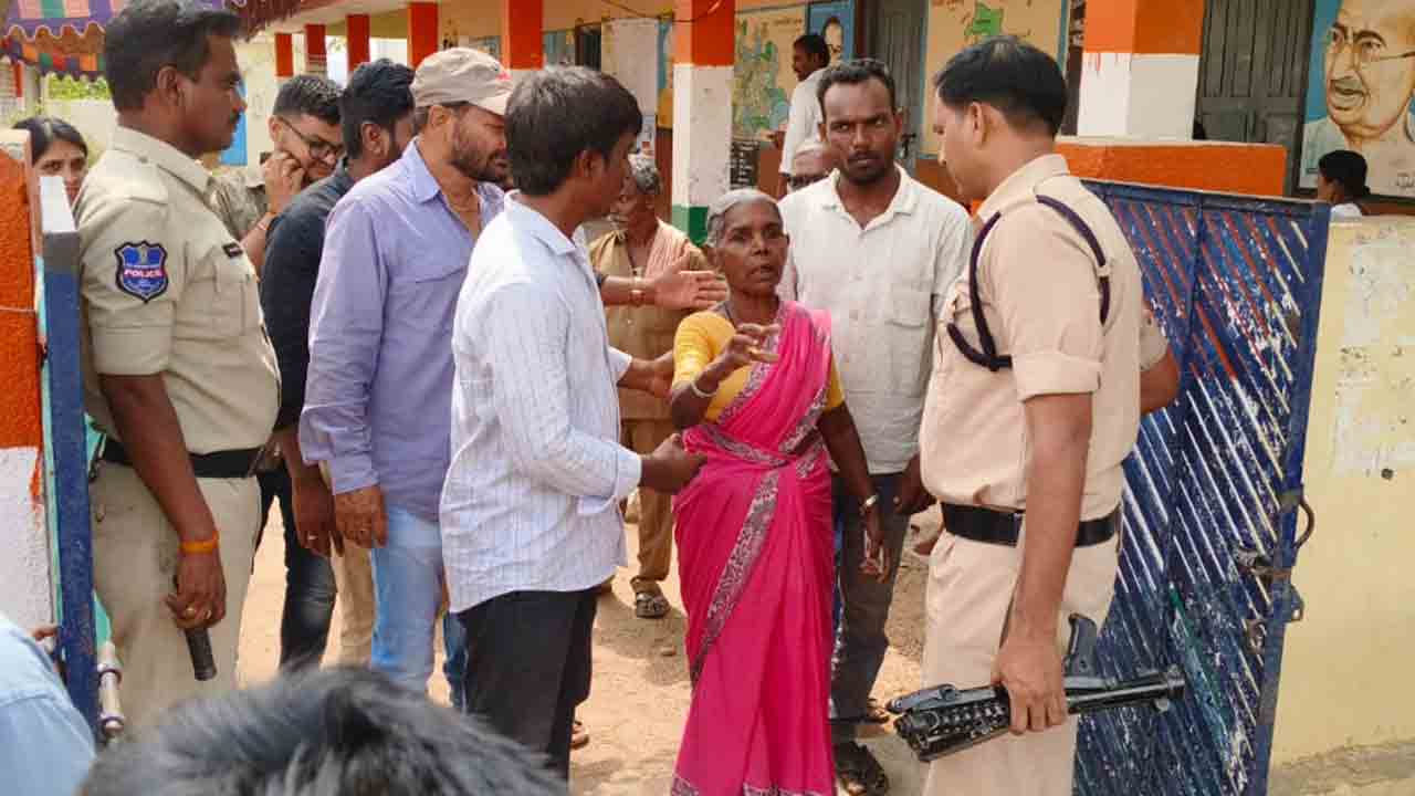 ఓటు ఎందుకు తీసేశారు..?