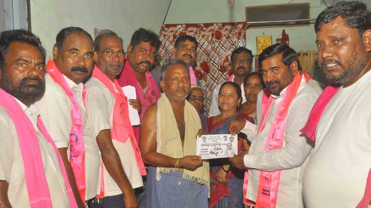 కాంగ్రెస్‌ వైఫల్యాలను ప్రజలే చెప్తున్నరు