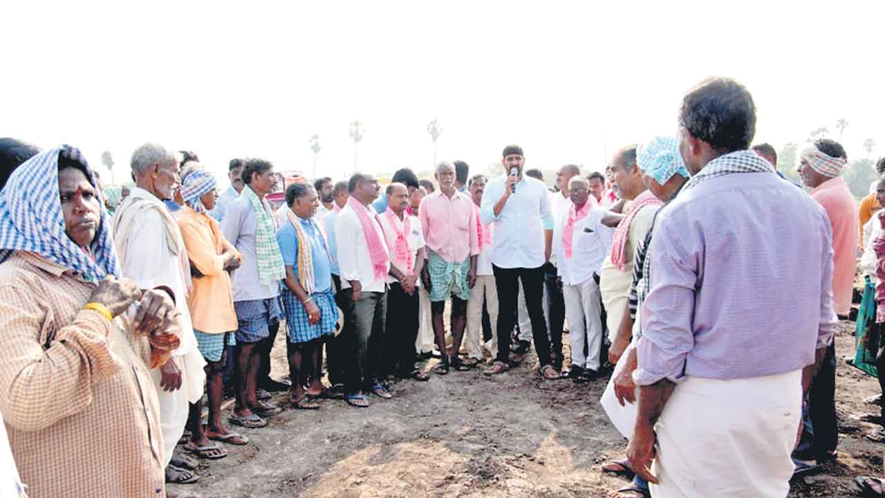 ప్రశ్నించే గొంతుకను గెలిపిద్దాం: ఎమ్మెల్యే కౌశిక్‌రెడ్డి