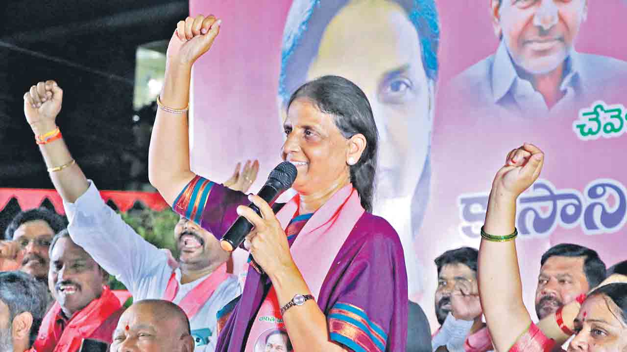 Sabitha Indra Reddy | తప్పుడు వాగ్ధానాలతో అధికారంలోకి.. రేవంత్‌కు పాలనతెలియదు: ఎమ్మెల్యే సబితాఇంద్రారెడ్డి