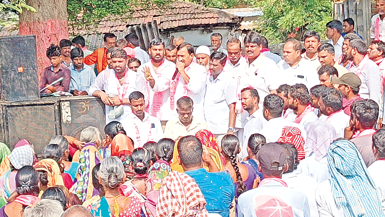 బీఆర్‌ఎస్‌ ప్రచార హోరు