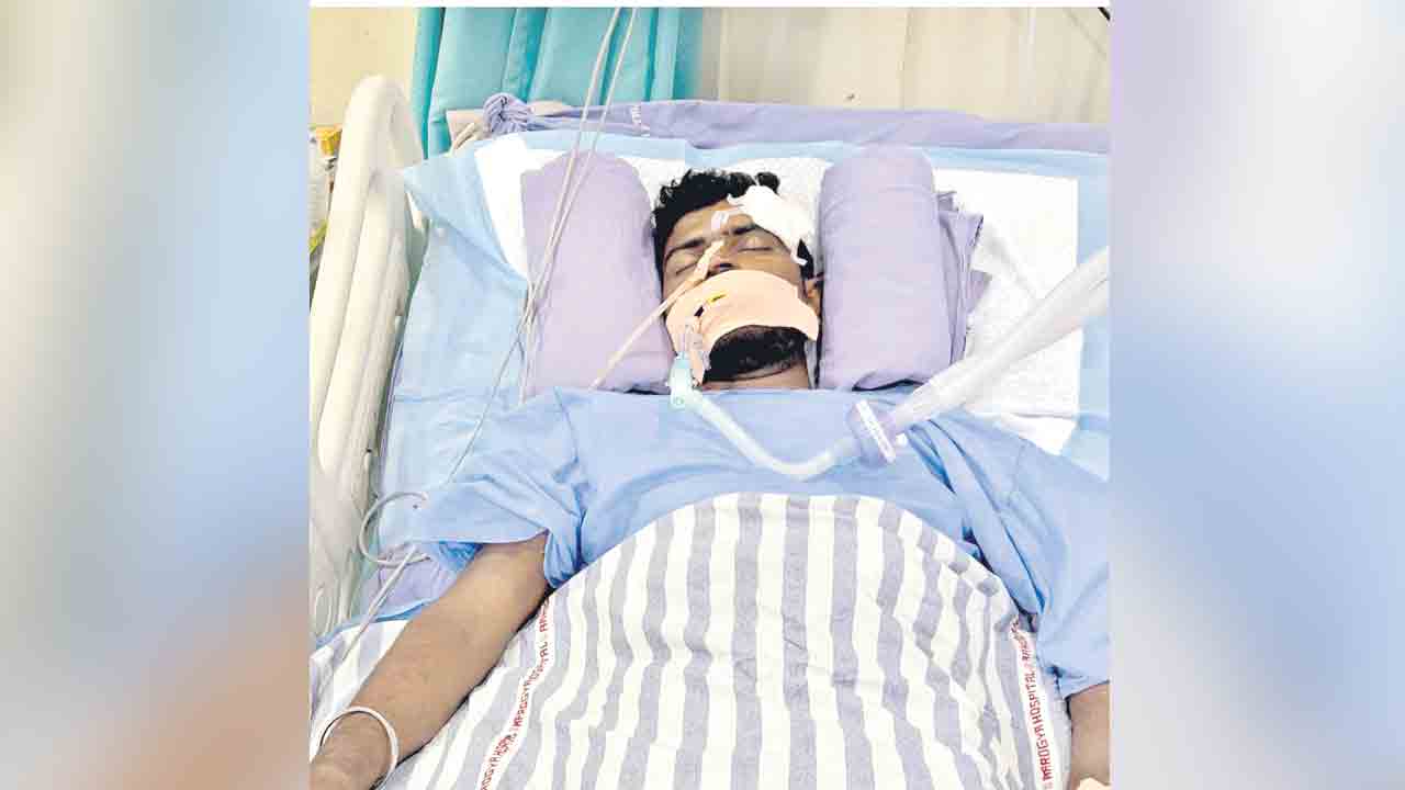 మా కొడుకును కాపాడండి