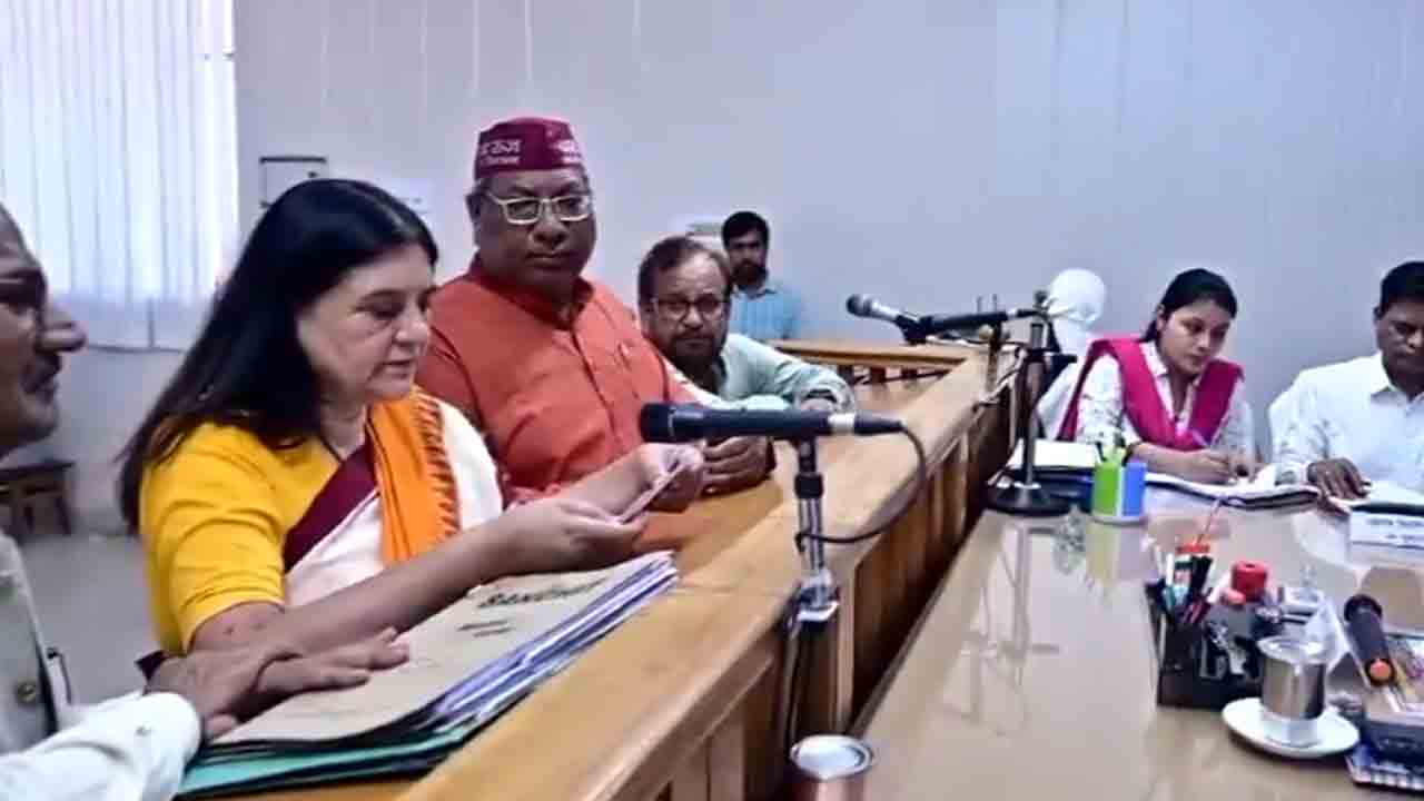 Maneka Gandhi | సుల్తాన్‌పూర్‌ లోక్‌సభ స్థానానికి నామినేషన్‌ వేసిన మేనకా గాంధీ