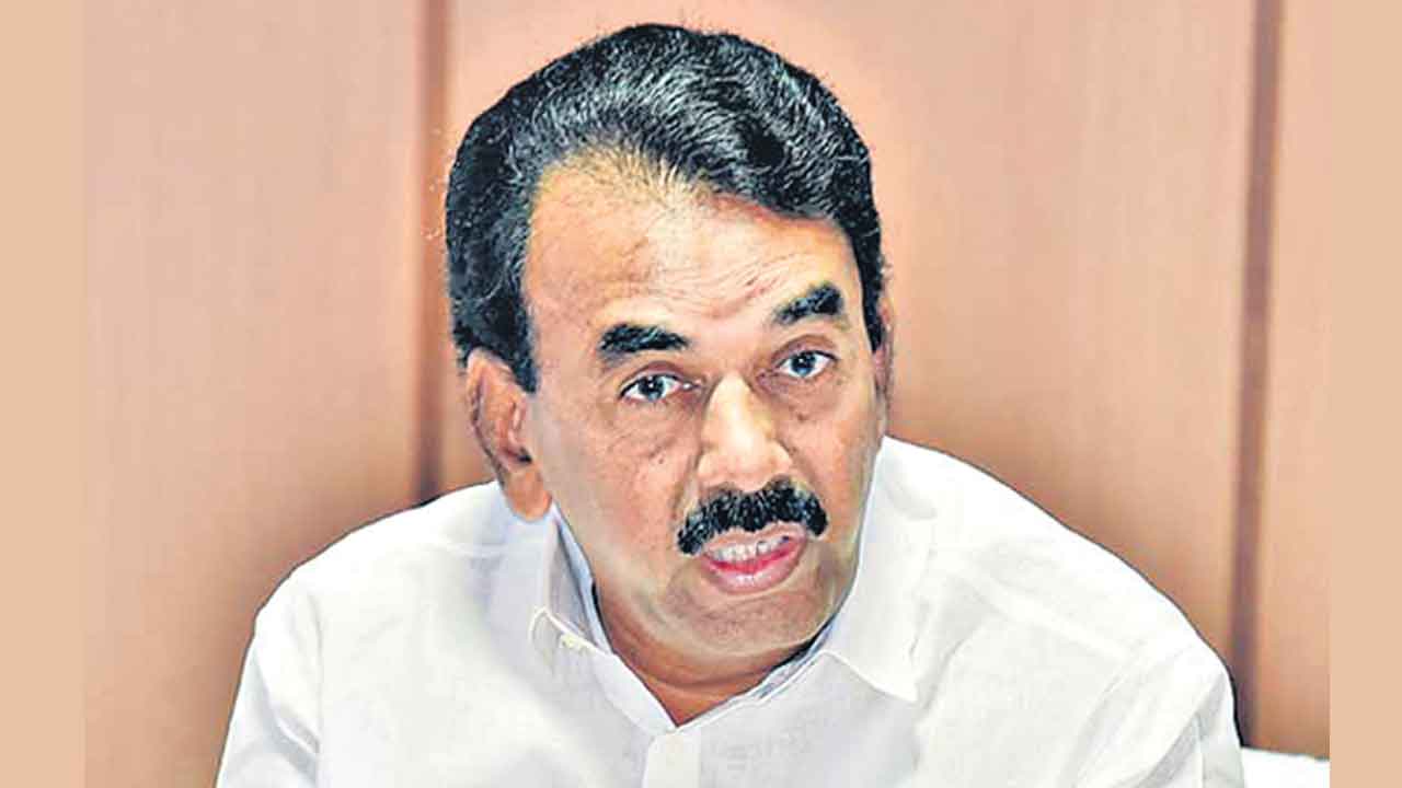 Minister Jupalli | పర్యాటక భవన్లో మంత్రి జూపల్లి ఆకస్మిక తనిఖీ.. సిబ్బందిపై ఆగ్రహం