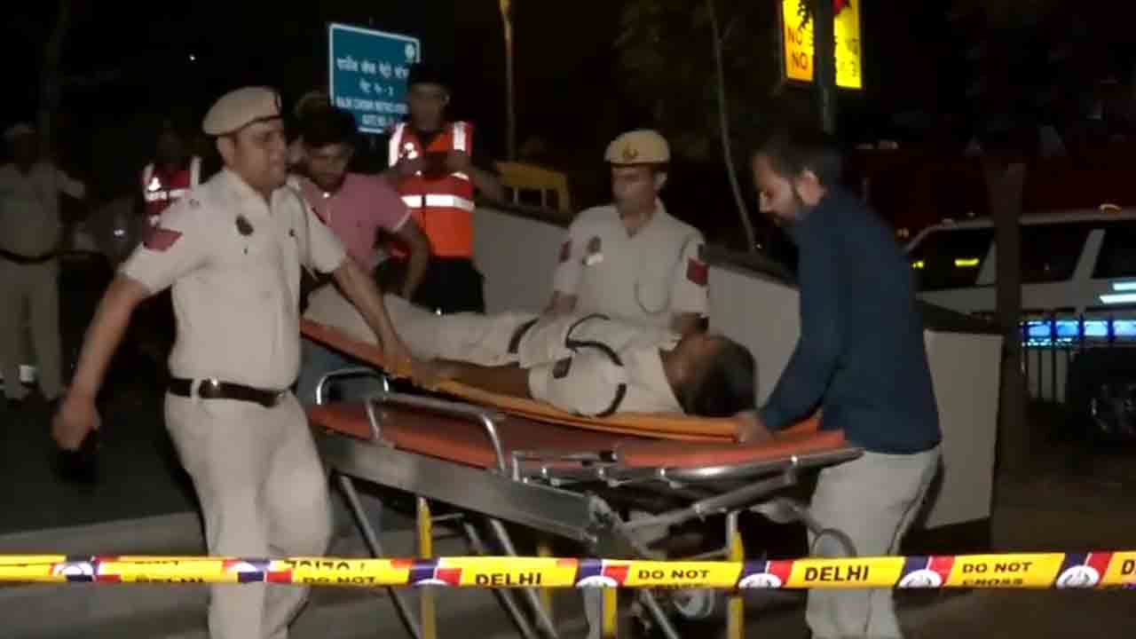 Mock Drills | వరుస బాంబు బెదిరింపులు.. ఢిల్లీలోని పలు ప్రధాన ప్రాంతాల్లో భద్రతా మాక్‌ డ్రిల్స్‌