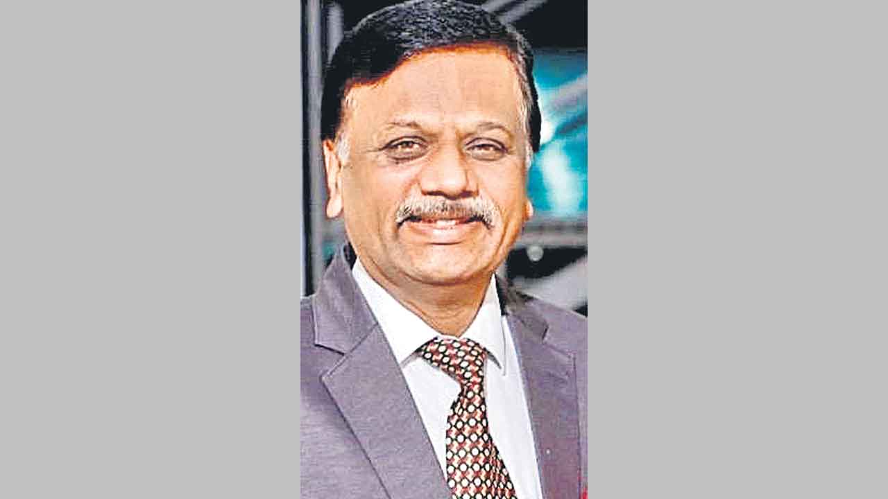 నిమ్స్ డైరెక్టర్కు ‘డిప్లొమా ఆఫ్ ఫెల్లోషిప్ ఎఫ్ఆర్సీఎస్’