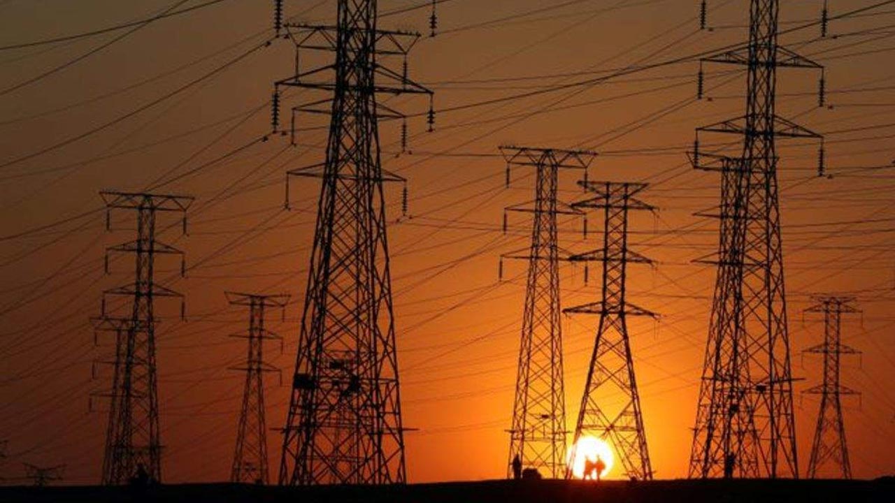 Electricity Demand | పదేండ్లల్లో విద్యుత్తు డిమాండ్‌ రెట్టింపు