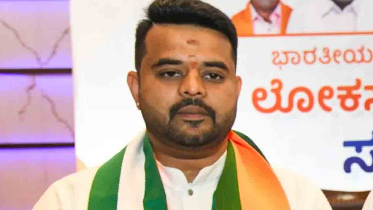 Prajwal Revanna | మే 31న సిట్‌ ముందు హాజరవుతా : ఎంపీ ప్రజ్వల్‌ రేవణ్ణ