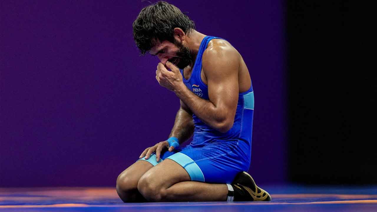Bajrang Punia | పునియాకు షాకిచ్చిన ‘నాడా’.. డోపింగ్‌ శాంపిల్‌ ఇవ్వనందుకు సస్పెన్షన్‌ వేటు