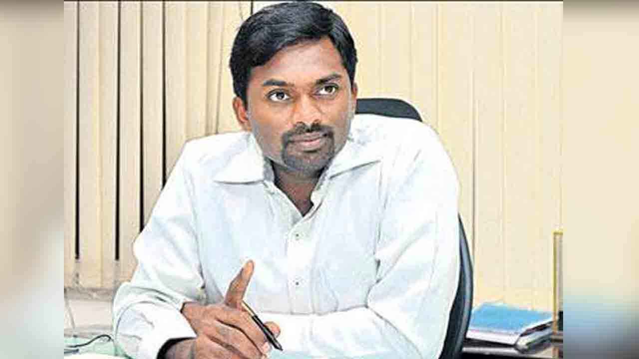 ఆధారాలు చూపిస్తే నగదు విడుదల చేస్తాం