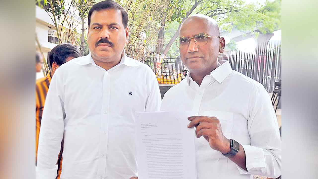 రేవంత్‌ అండతోనే దాడులు