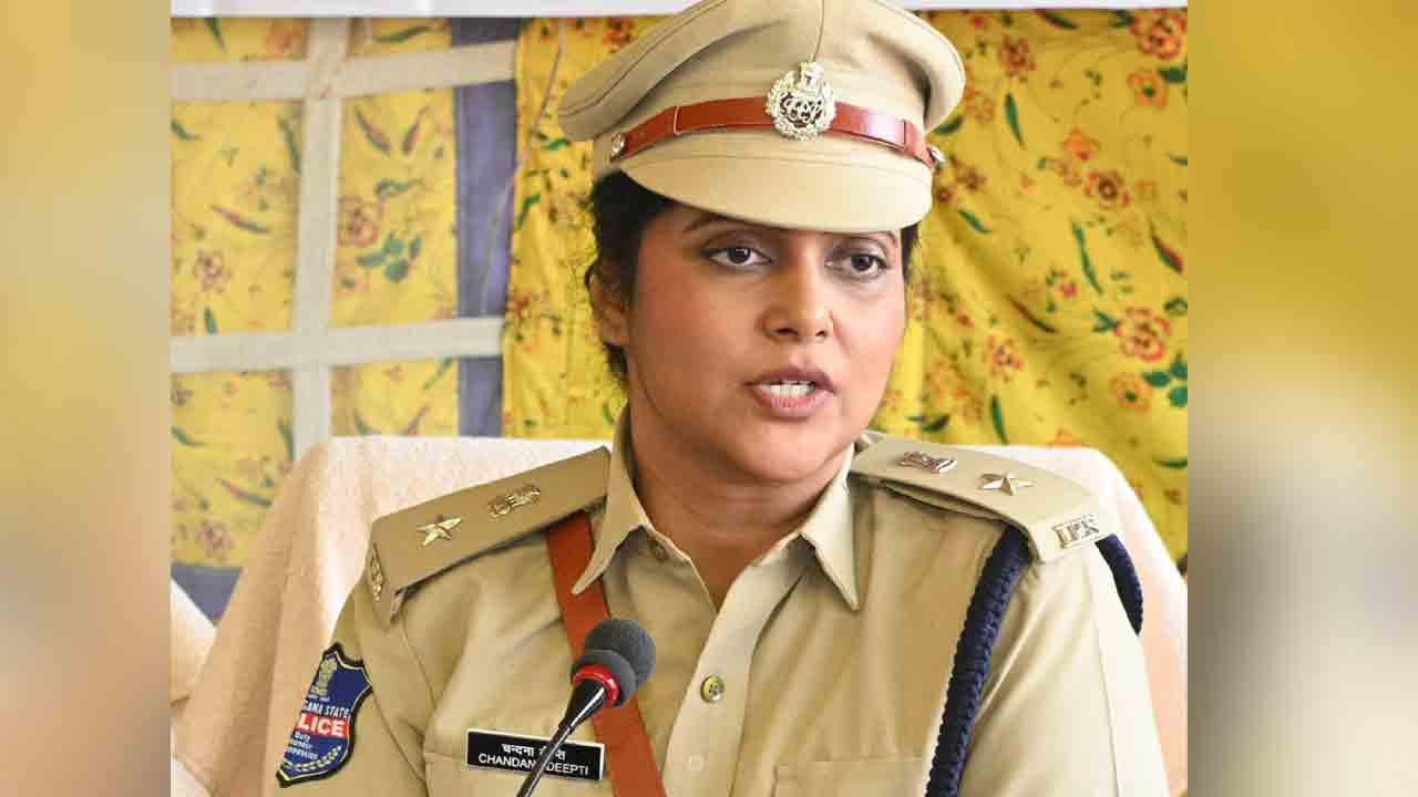 అక్రమంగా ఇసుకను తరలిస్తే కఠిన చర్యలు