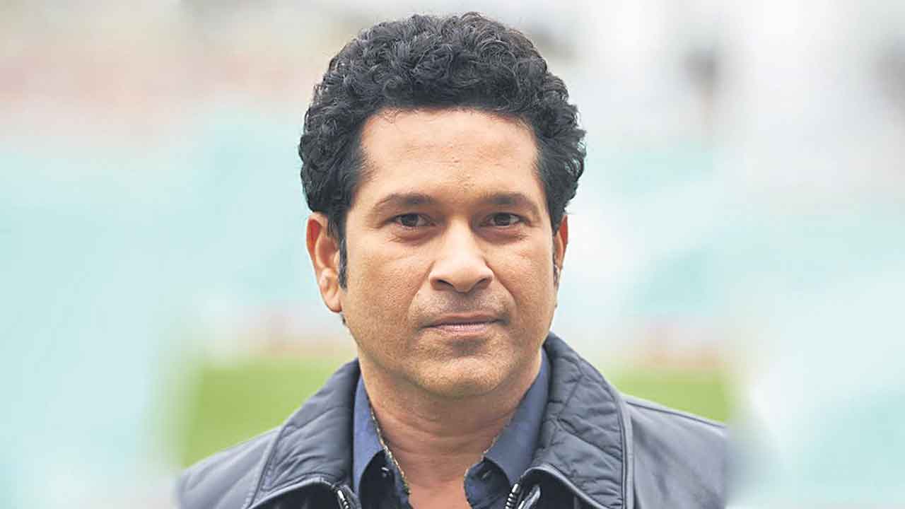 Sachin Tendulkar | బాంద్రాలో సచిన్ ఇంటి నిర్మాణం.. శబ్దాలు ఆపేయాలంటూ స్థానికుల ఫిర్యాదు