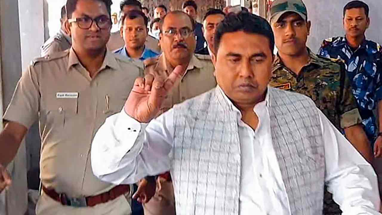 Shahjahan Sheikh: టీఎంసీ నేత షాజ‌హాన్‌పై ఈడీ ఛార్జ్‌షీట్ దాఖ‌లు