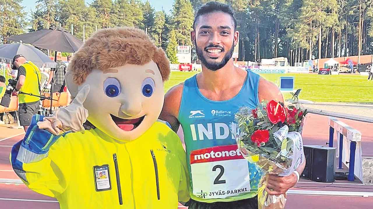 తేజస్‌ నయా జాతీయ రికార్డు