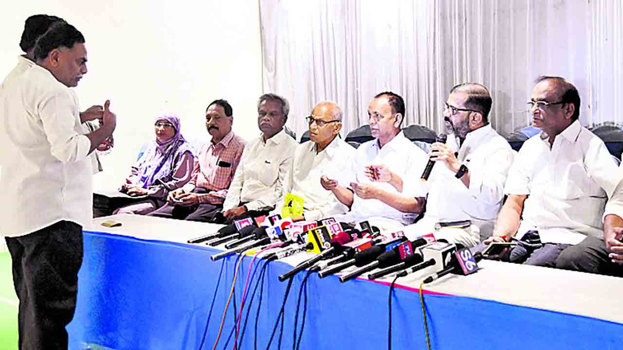 అసలైన ఉద్యమకారులకు గుర్తింపేది?