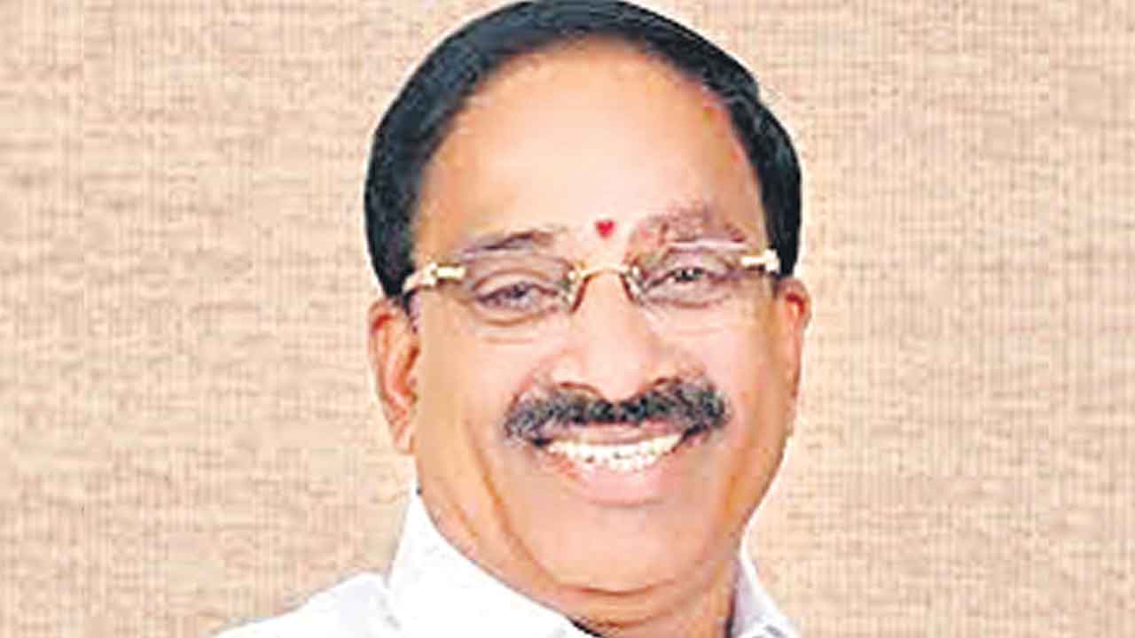 త్వరలో టెస్కో శానిటరీ నాప్‌కిన్స్‌: తుమ్మల