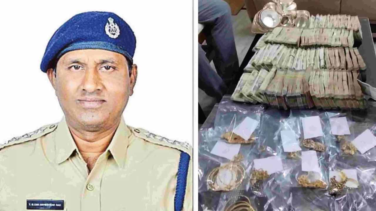 కటకటాల్లోకి అవినీతి ఏసీపీ