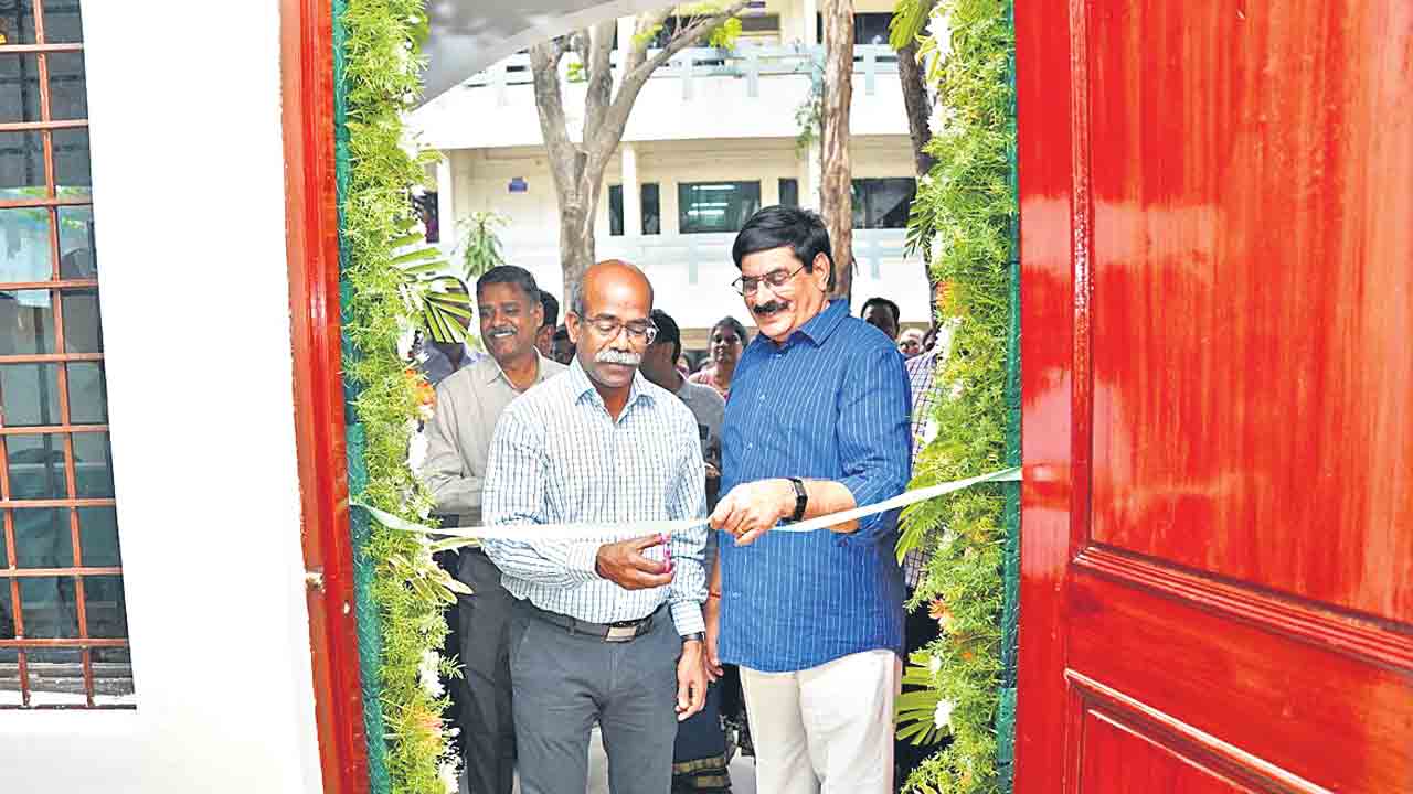 జేఎన్‌టీయూలో సైన్స్‌ ల్యాబ్‌