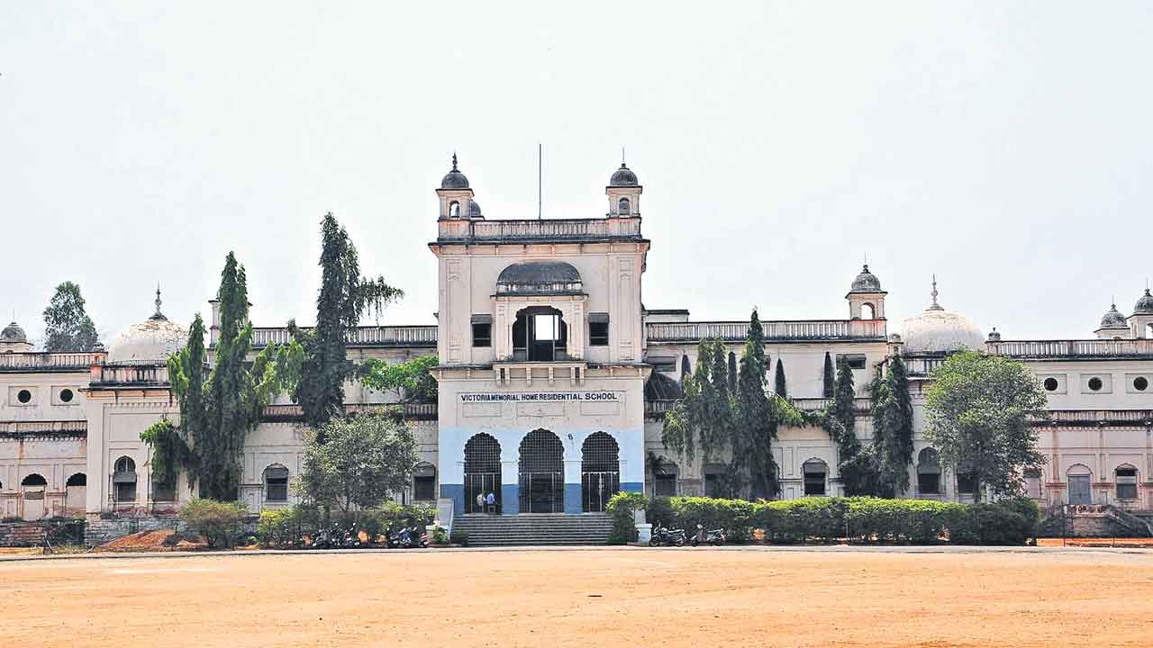 ‘విక్టోరియా హోం’పై సీఎంవో నజర్‌!