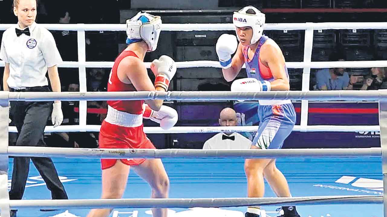 ప్రిక్వార్టర్స్‌కు అంకుషిత