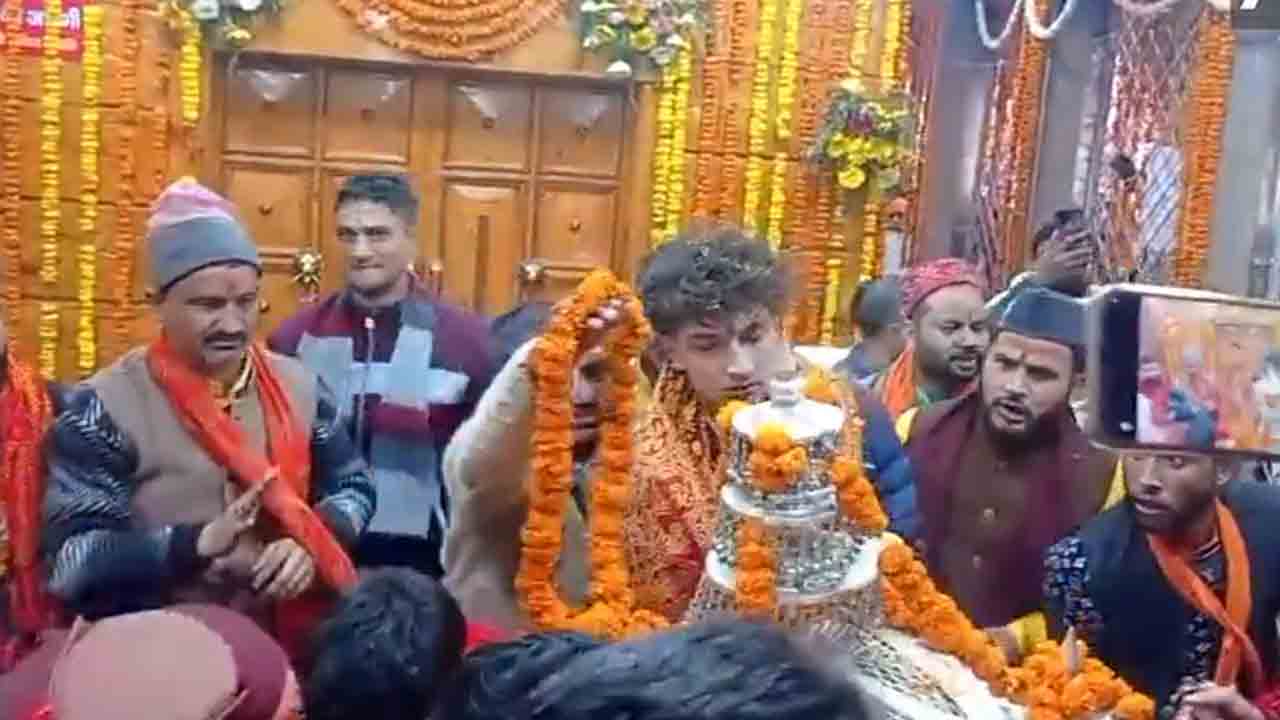 Yamunotri Dham | తెరుచుకున్న గంగోత్రి, యమునోత్రి ఆలయ తలుపులు