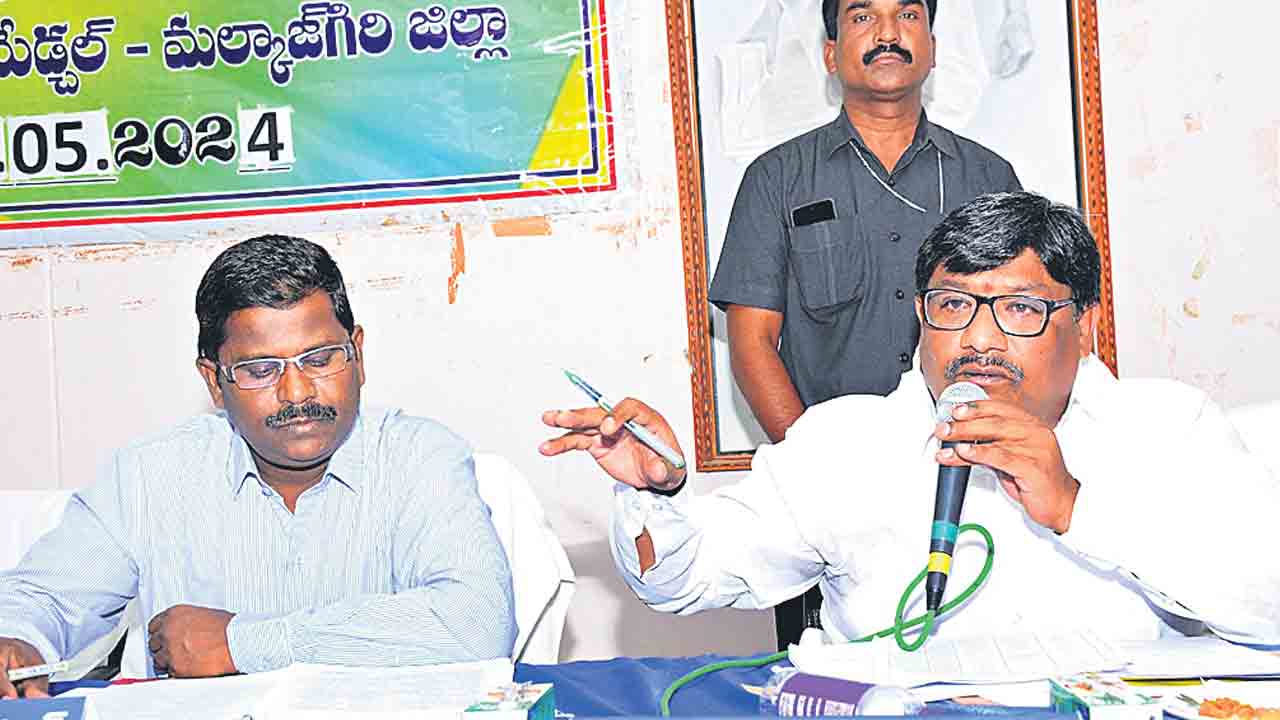 ధాన్యం కొనుగోళ్లు వెంటనే పూర్తి చేయాలి