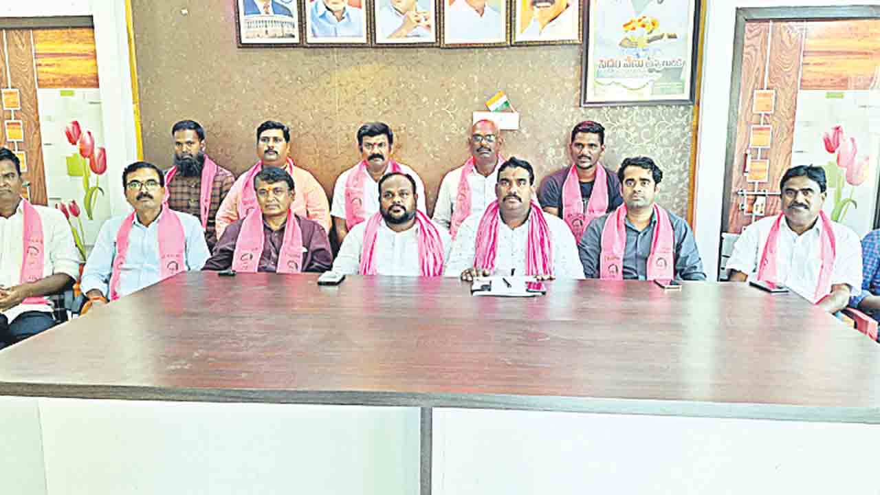 వినోద్‌కుమార్‌ను గెలిపించుకుందాం