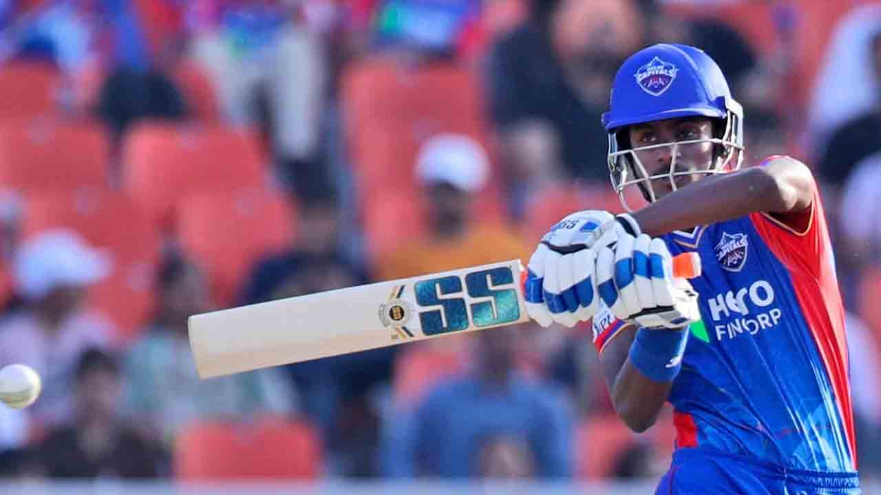 DC vs RR | అభిషేక్ హాఫ్ సెంచ‌రీ.. భారీ స్కోర్‌పై క‌న్నేసిన‌ ఢిల్లీ