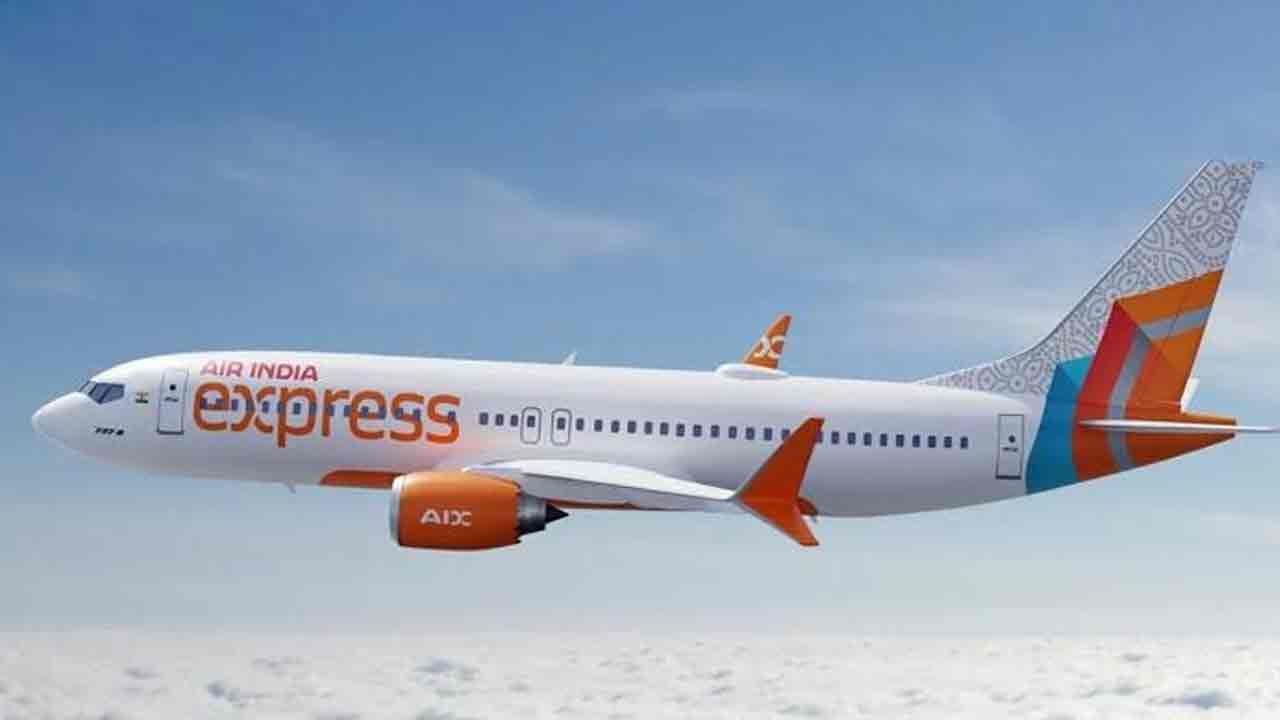 Air India Express:  సిక్ లీవ్‌లో ఉద్యోగులు.. రాత్రికి రాత్రే 70 విమానాలు ర‌ద్దు