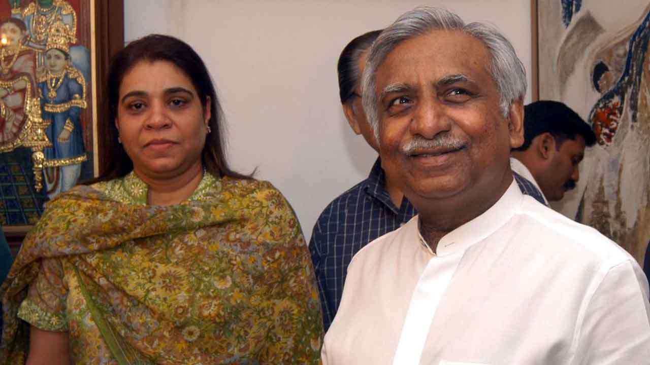 నరేష్‌ గోయల్‌ భార్య మృతి