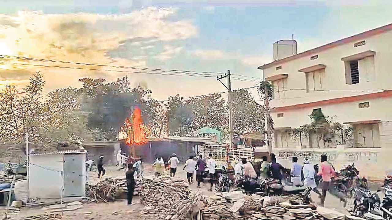 Andhra Pradesh Elections | ఓటెత్తిన ఆంధ్రప్రదేశ్‌.. ఎన్నికల ఘర్షణలతో రాష్ట్రం రణరంగం