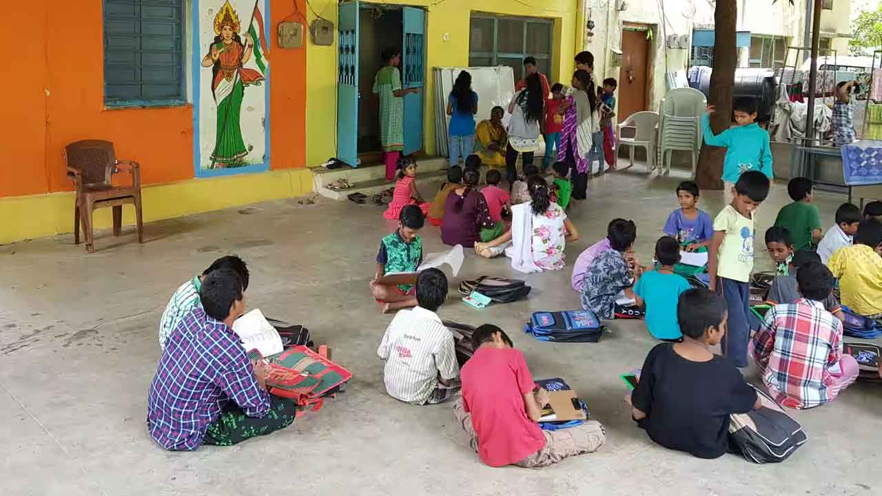 బధిరుల ఆశ్రమ పాఠశాలలో అడ్మిషన్లు