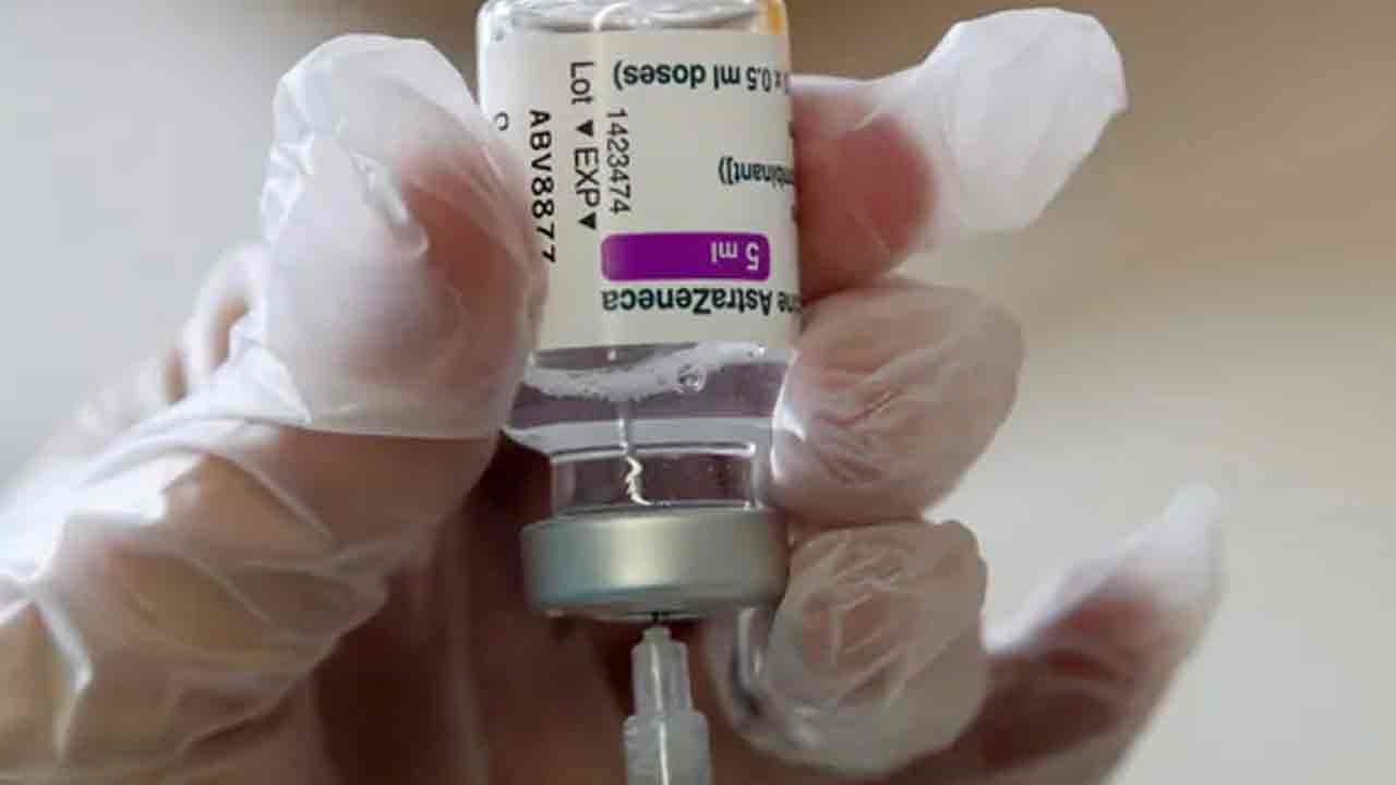 AstraZeneca: మార్కెట్ల నుంచి కోవిడ్ టీకాను వెన‌క్కి ర‌ప్పిస్తున్న‌ ఆస్ట్రాజెనికా