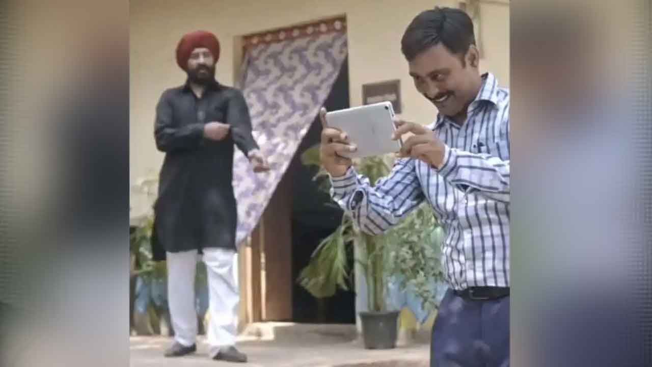 సిక్కులను రెచ్చగొట్టేలా బీజేపీ యాడ్‌!