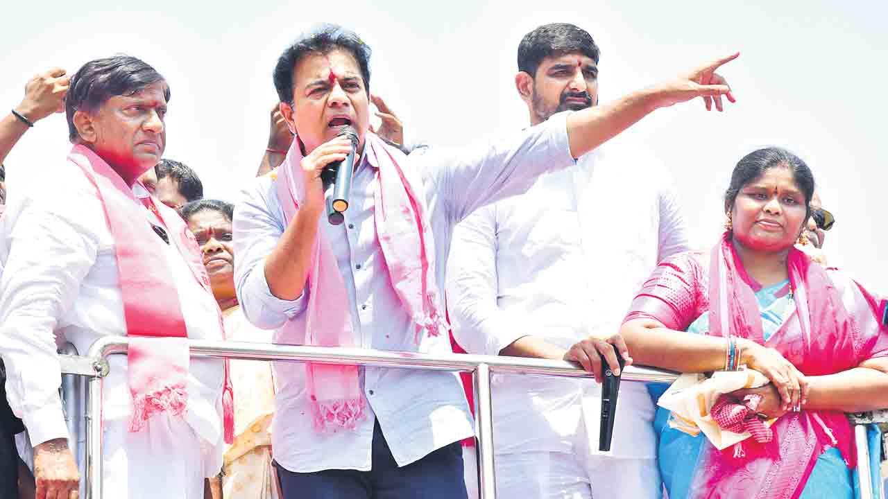 ఎవరు కావాలో మీరే తేల్చుకోవాలి